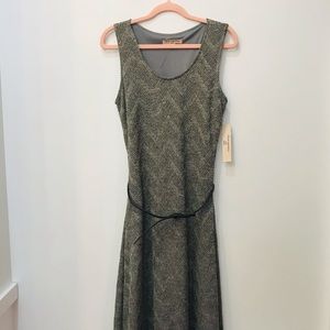 NWT SHARAGANO NOIR maxi dress black Belted sz 4